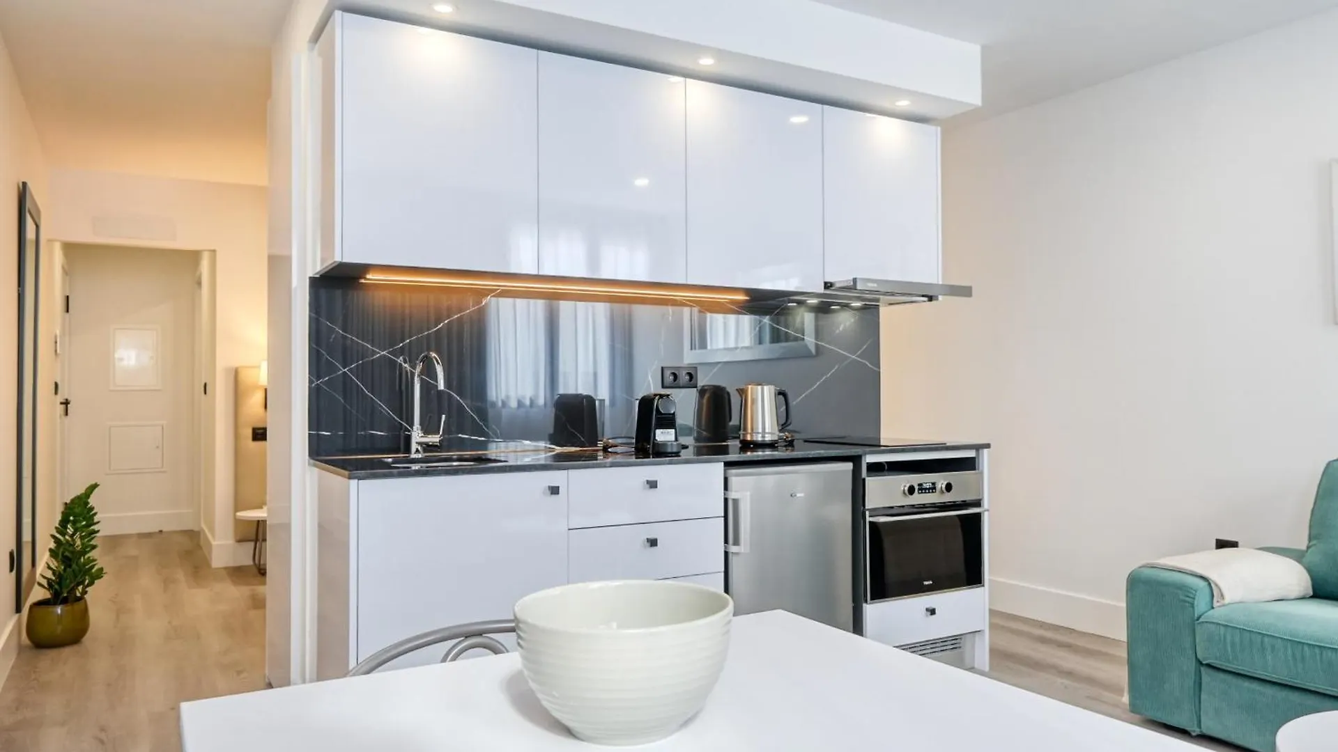 Bse15 Apartments 3G, A Home In Madeira 丰沙尔 0*,